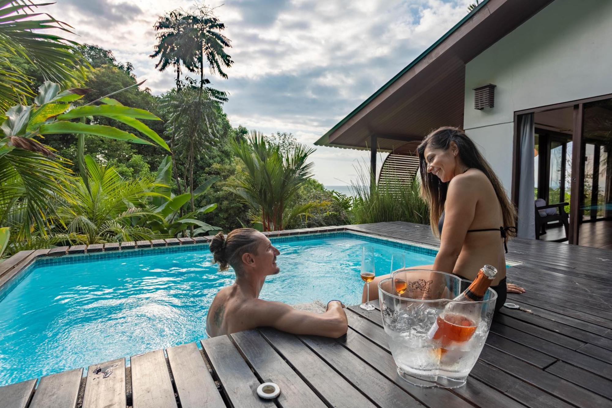 The Tranquilo Lodge, Adult Only, All Meals Included Drakes Bay Eksteriør bilde